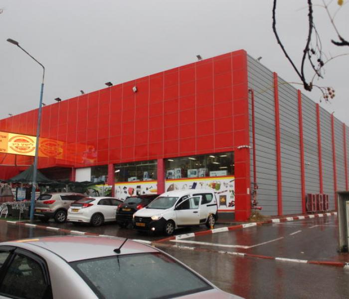 כלבו לישע סנטר, שדרות